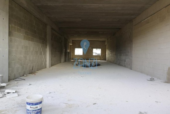 Commercial property for sale in Naxxar