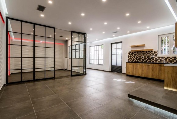 Commercial property for sale in Center