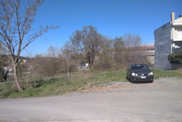 Land for sale in Suburbs