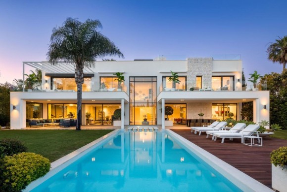 Villa for sale in Marbella