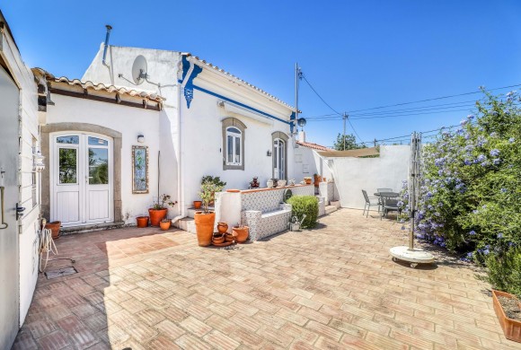 Villa for sale in East algarve