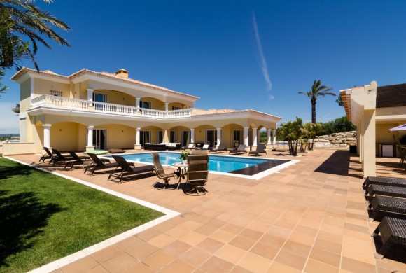 Villa for sale in Lagos