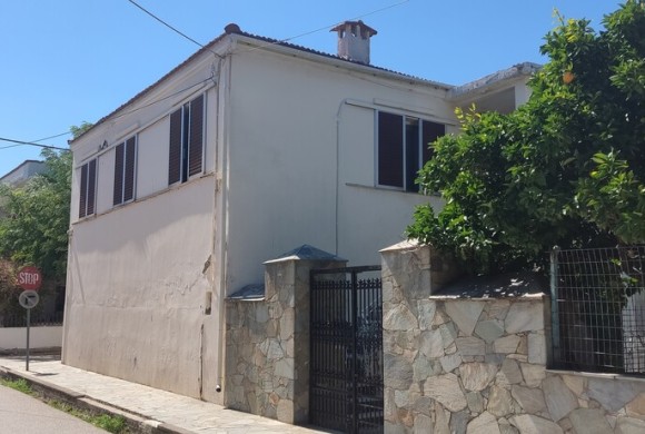House for sale in Evia