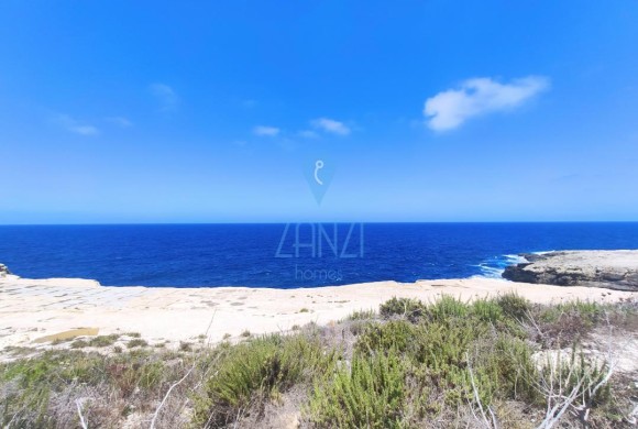 Land for sale in Marsalforn