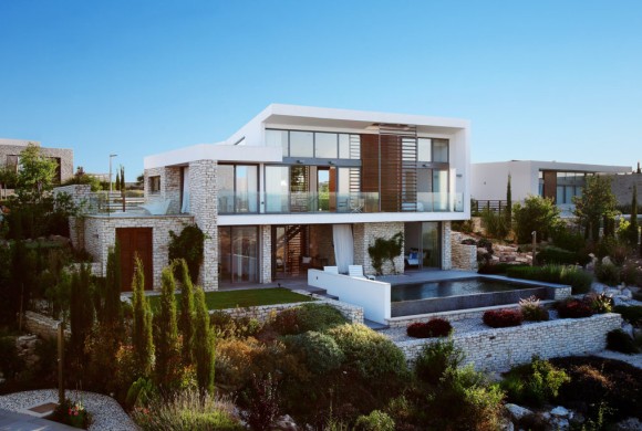Villa for sale in Tsada