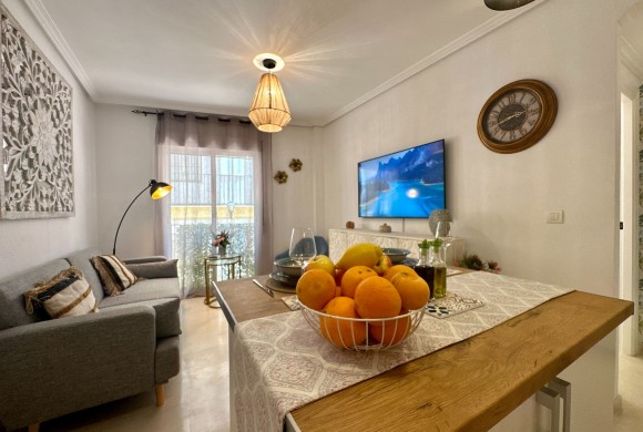 Ground Floor for sale in Garrucha