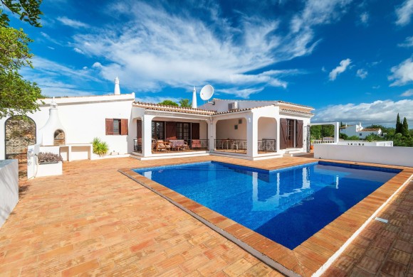 Villa for sale in East algarve