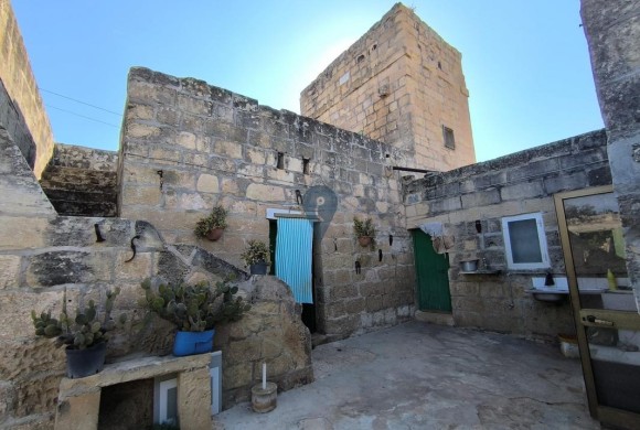 Country house for sale in Marsaskala