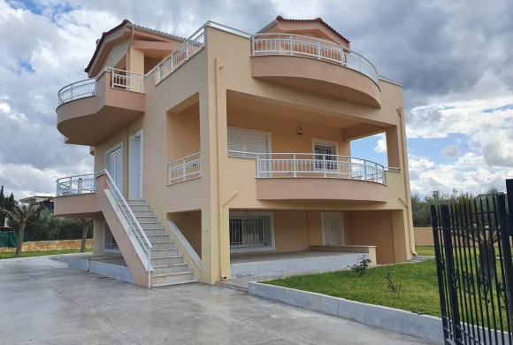 House for sale in Peloponnese