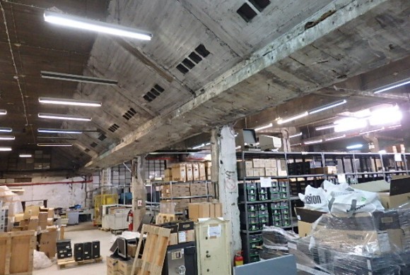 Commercial property for sale in Piraeus suburbs