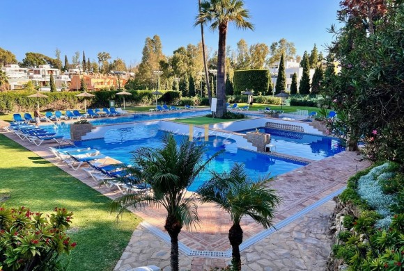 Apartment for sale in Costa Del Sol