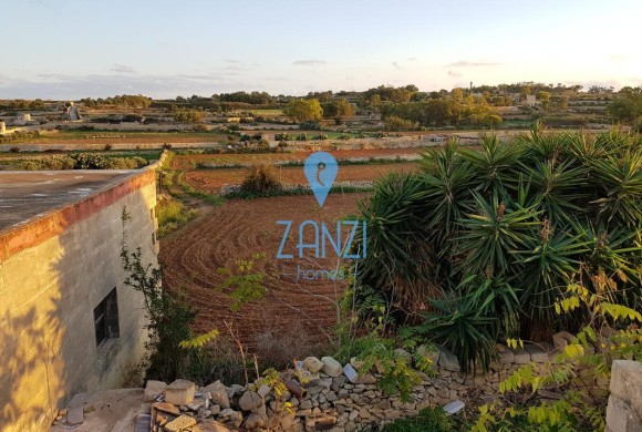 Country house for sale in Marsaskala