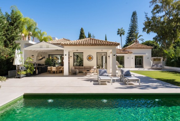 Villa for sale in Marbella