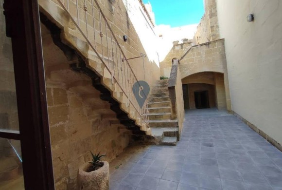 Country house for sale in Gharb