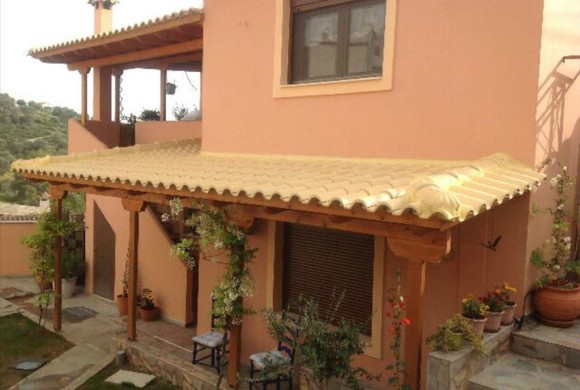 House for sale in Evia