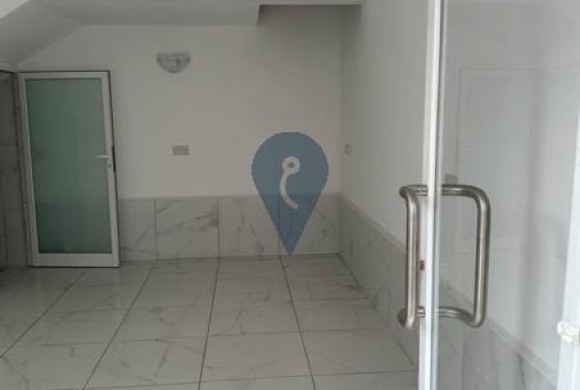 Shop / Business for sale in Fgura