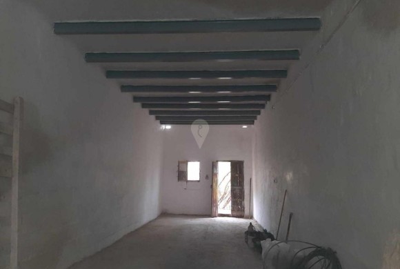 Garage / Parking Space for sale in Paola