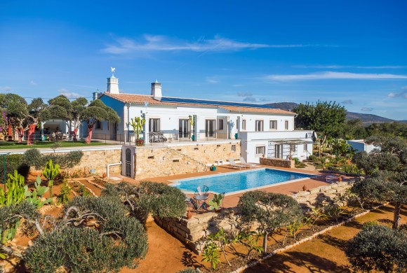 Villa for sale in East algarve