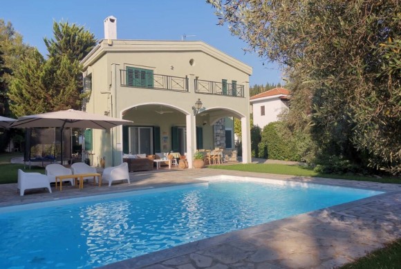 Villa for sale in Chalkidiki