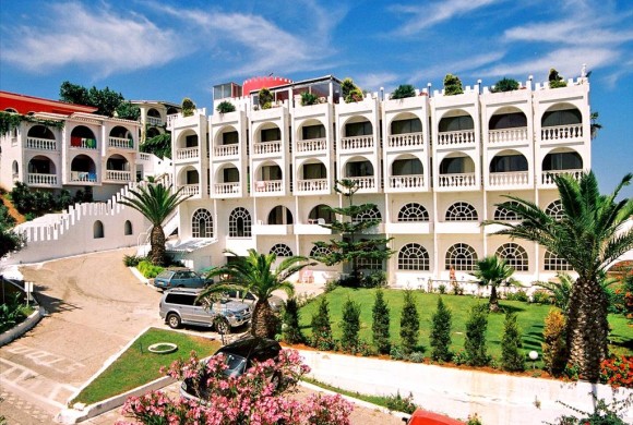 Hotel for sale in Achaia