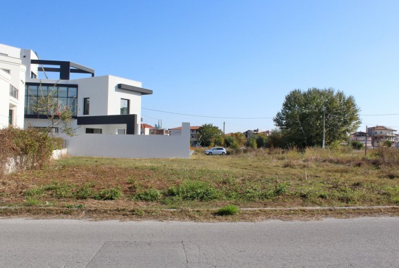 Land for sale in Pieria Prefecture