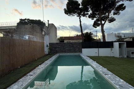 Villa for sale in