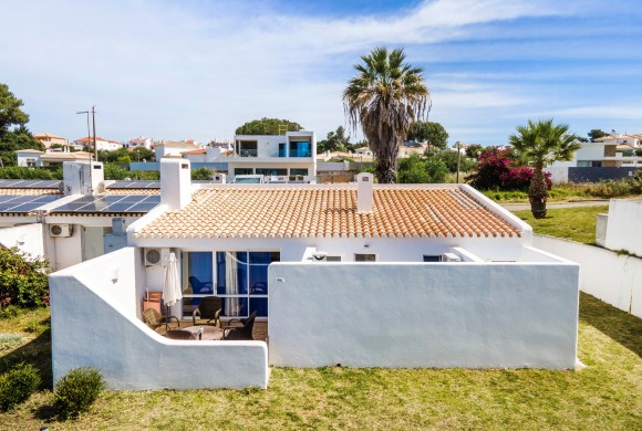 Villa for sale in Central algarve
