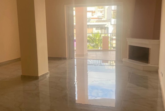 Apartment for sale in Piraeus suburbs