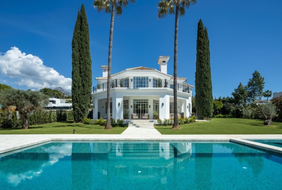 Villa for sale in Marbella