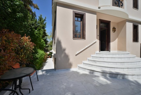 House for sale in South