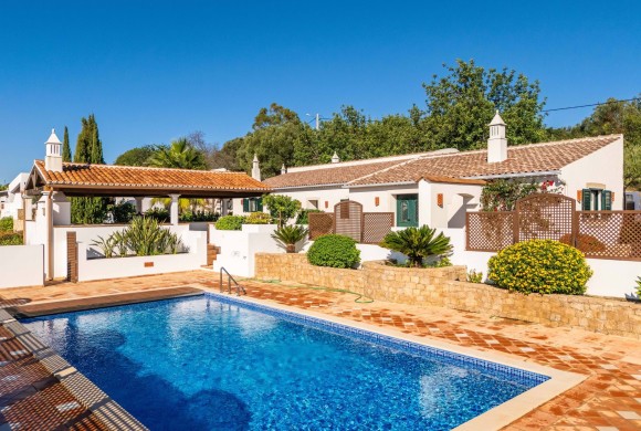 Villa for sale in East algarve