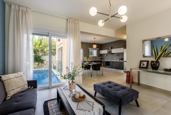 Villa for sale in Chania Prefecture