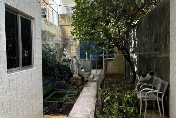 Townhouse for sale in Msida