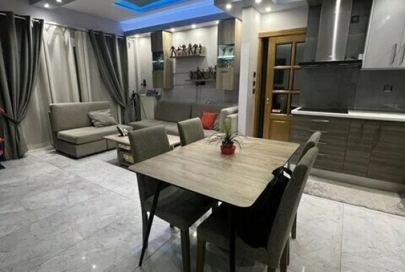 Apartment for sale in Piraeus suburbs