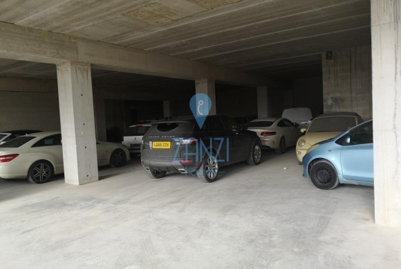 Garage / Parking Space for sale in Naxxar