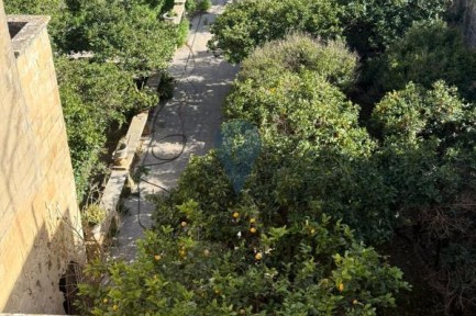 Palace / Castle for sale in