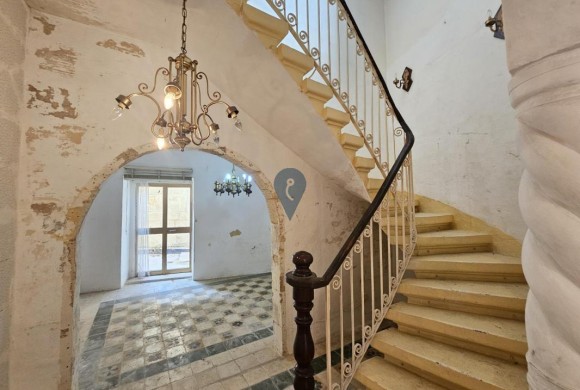 Townhouse for sale in Luqa