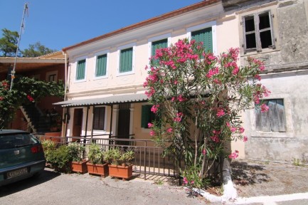 Townhouse for sale in
