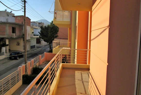 Apartment for sale in East