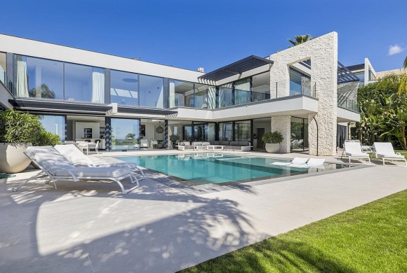 Villa for sale in Malaga