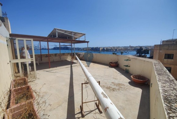 House for sale in Birzebbuga