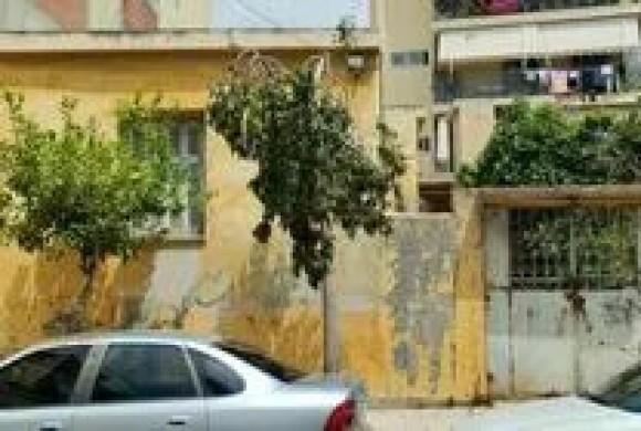 Land for sale in Piraeus suburbs