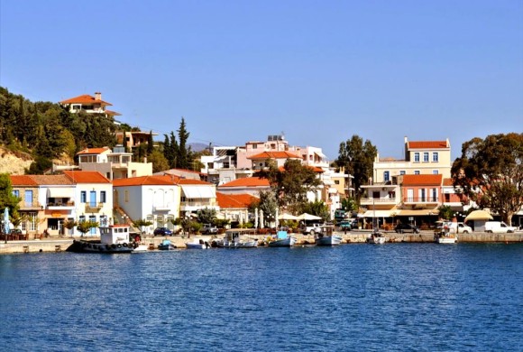 Building for sale in Evia