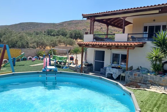 Townhouse for sale in Lasithi Prefecture