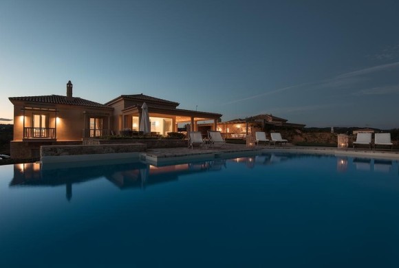 Villa for sale in Peloponnese