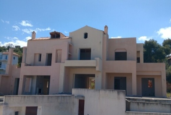 Townhouse for sale in Peloponnese