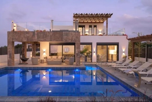 Villa for sale in Rethymno Prefecture