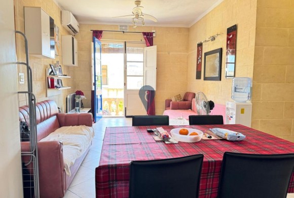 Townhouse for sale in Ghajnsielem