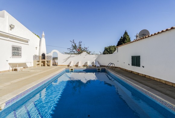 Villa for sale in Lagos