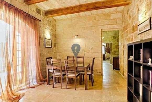 House for sale in Zebbug